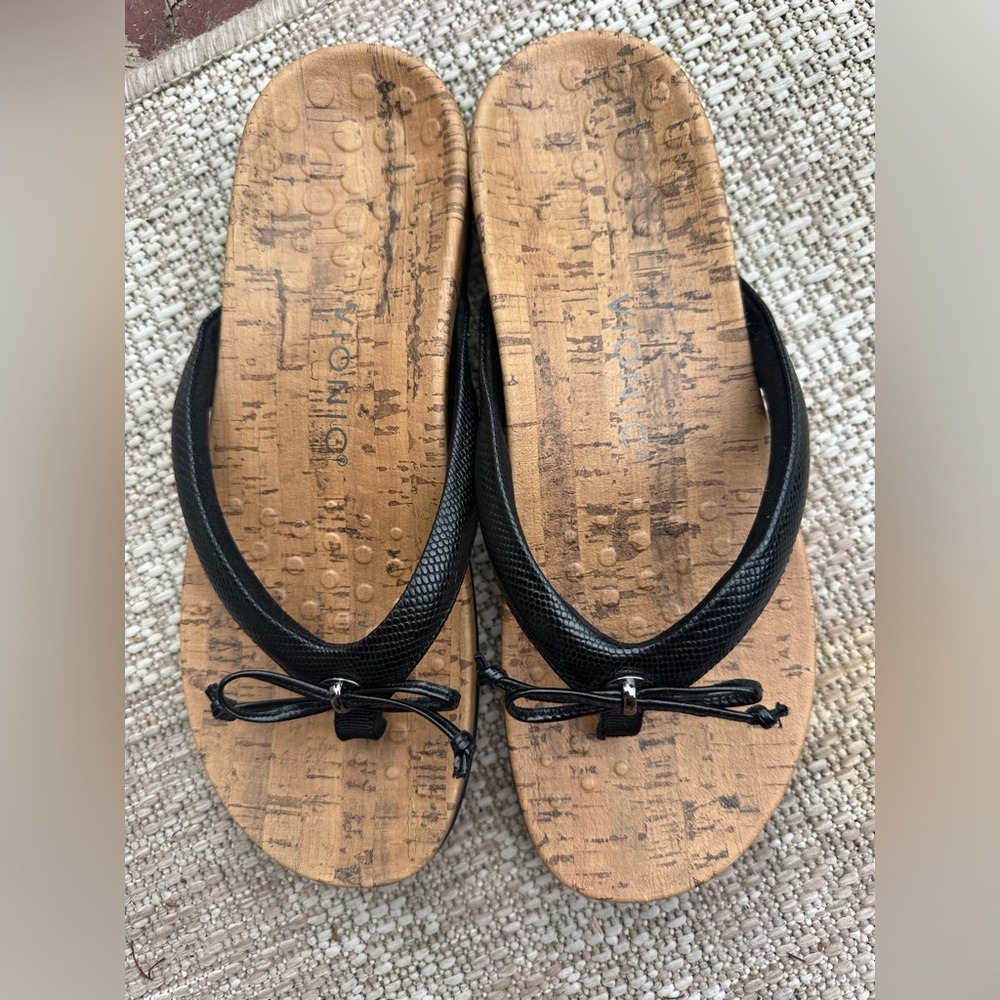 Vionic Black Cork Sole Sandals with Bow Accents